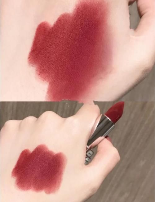 有品位的女人都不会跟风买口红，这几款大牌中的冷门色，高级独特