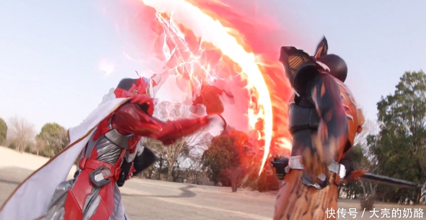 所罗门|假面骑士圣刃:不死鸟被一刀秒,激情龙很牛?都是圣主的“阴谋”