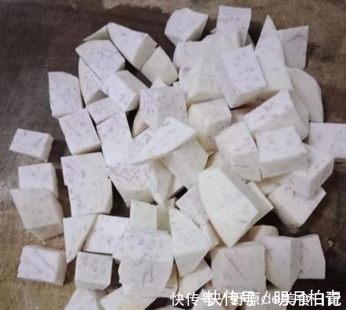 香芋粥|它是天然的“生发剂”,隔三差五吃一回,头发乌黑不爱掉