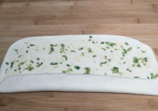 花卷不要再蒸着吃了,试试着样做,3分钟就出锅,宣软又酥脆!