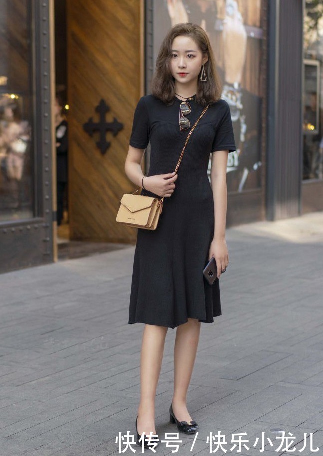 不同风格的裙子穿出不同的美，尽展迷人风采