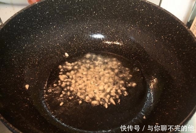 我家|这道菜酸甜开胃，营养美味，我家隔三差五就做一回，全家人都爱吃