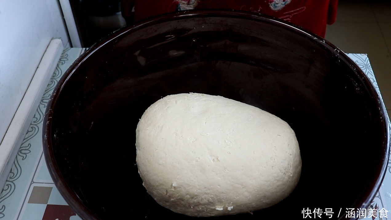 手把手教您在家蒸包子,3个小诀窍,包子又白又松软,零失败