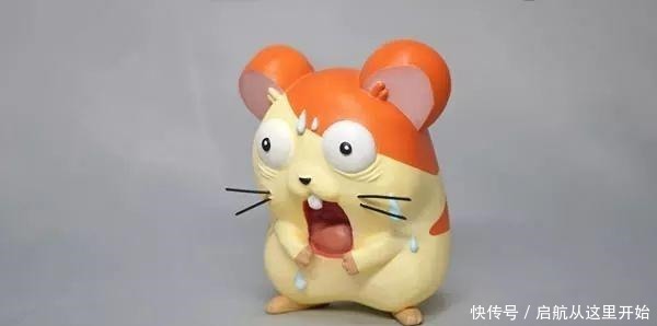 制作者|这位个人手办制作者,本想叫他大佬,但脱口而出竟是“深井冰”