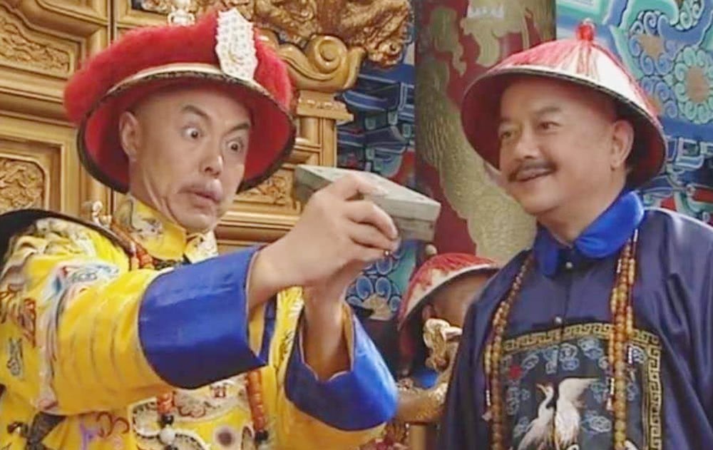 历史上乾隆到底长啥样?美术馆古画揭露真相,网友:原来是单眼皮