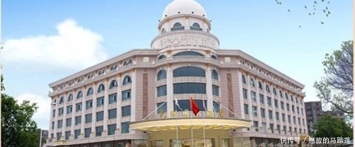 香港|他坐拥整个铜锣湾，却在49岁被人暗杀，92年后给子孙留下百亿家产