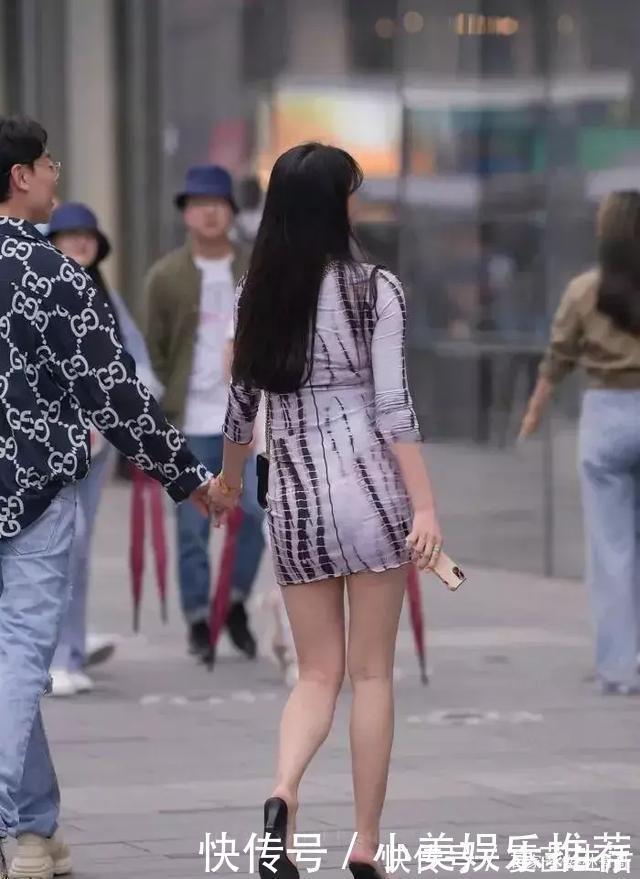 整体搭配|简单修身的连衣裙穿搭,把女生烘托得亭亭玉立,你会选择吗