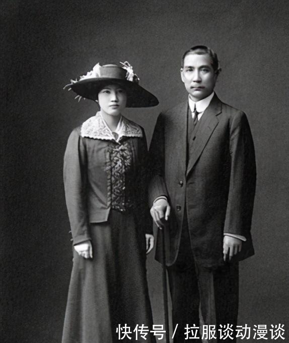 第一夫人|她是中国第一位出国留学的女性，促成了两个妹妹成为民国第一夫人