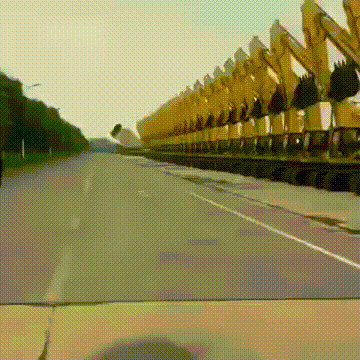 |搞笑GIF段子:领导前来指导工作