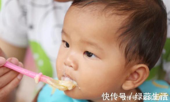 进食|1岁半宝宝只爱喝奶奶熬的粥，宝妈觉得奇怪，尝了一口立马怒了