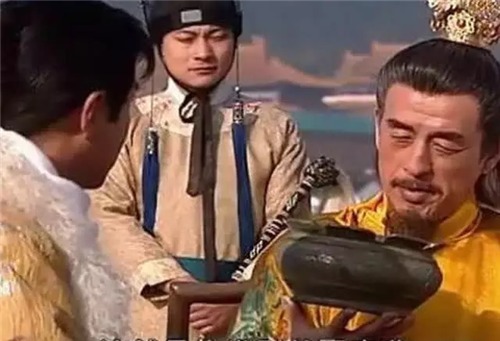 朱元璋|朱元璋指着猪蹄问沈万三:这道菜叫啥?沈万三妙答3字,才没被斩