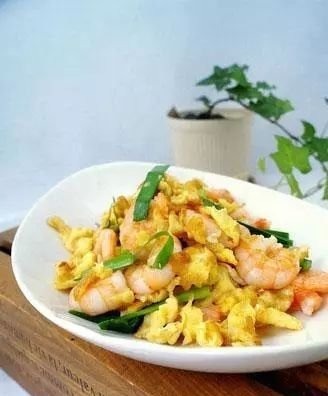 每次家里来客人，我就做这10道菜，有荤又有素，一上桌就被抢光！