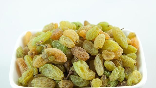 皮肤|蒲公英和它很“般配”,坚持泡水喝,排肝毒降肝火,皮肤也变好了