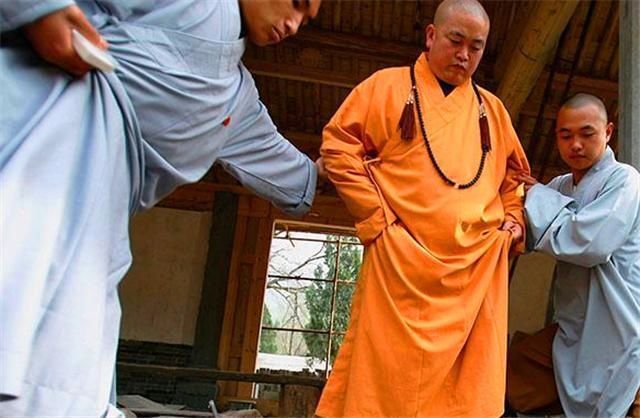 每年上亿的香火钱的少林寺,钱花哪了释永信我工资就700块