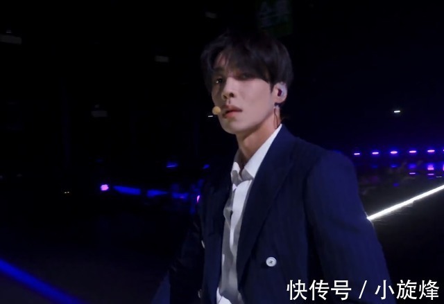 32岁男爱豆凭实力翻红,文化水平却令人堪忧,观众:下头了!