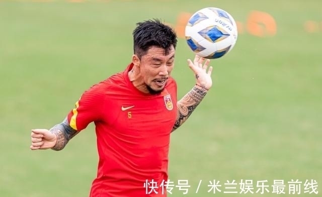 国足|国足又一好消息!两大国脚火线救急,王刚或成替补,迎战越南必胜