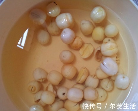 滋补|夏季天热，这三豆跟它一起煮，清热解暑又饱腹，每周吃三次！