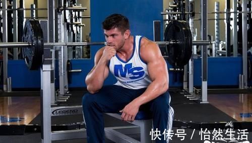 飞鸟|胸肌是健身人士的门面功夫,这些小技巧,帮你把形状和轮廓练好