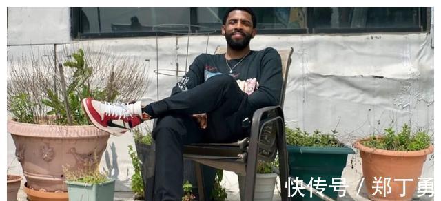 補(bǔ)扣|半場(chǎng)28分哈登帶隊(duì)破尼克斯,但因?yàn)槭裁词滤谷划?dāng)場(chǎng)笑到打鳴