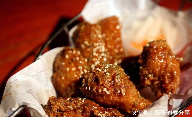 告诉|为什么炸鸡店的鸡翅从不缺货?这里告诉你答案,看完心疼小鸡!