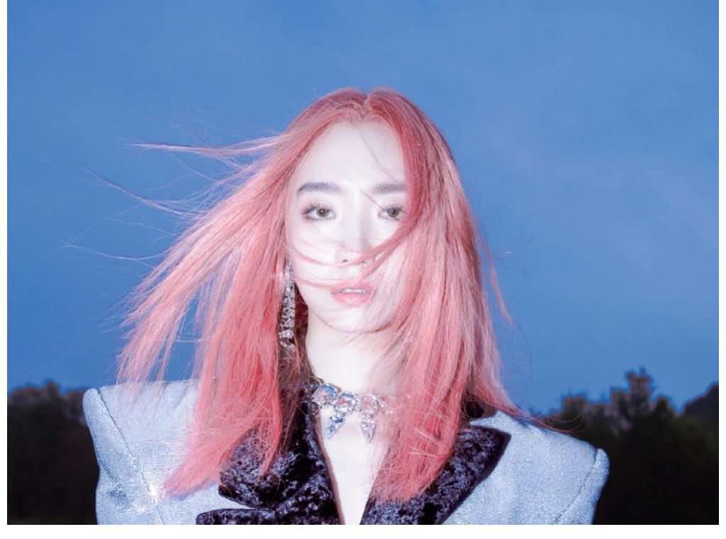 论李佳琦的谨慎程度,直播间无意提起孟美岐,连忙补救场面好好笑