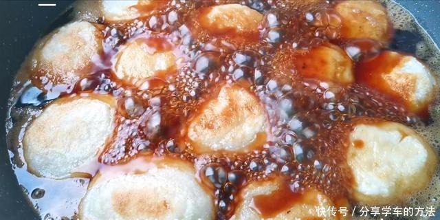 红糖糍粑,很出名的一道小吃,原来在家也可以做,以后想吃不用买