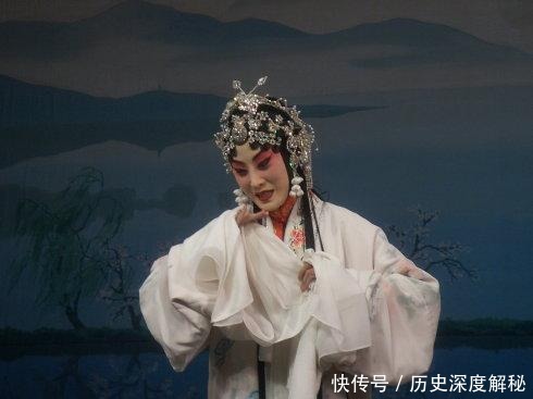 京剧程派青衣张火丁的演出,为何会被当成一种现象来研究?