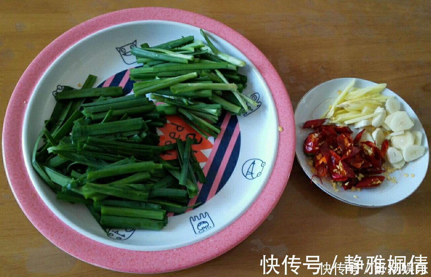 炒猪肝滑嫩有技巧,学会这个腌制猪肝的方法,炒的和饭店一样好吃