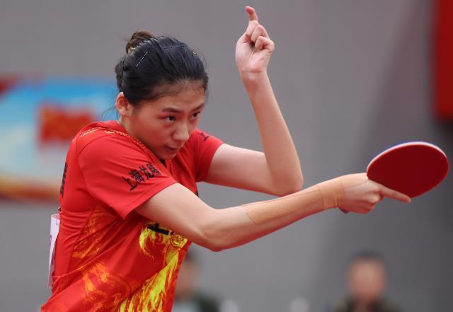 中国队|国乒4连胜!全天轰出10个3-0,向鹏小遇挑战,17岁新星吃败仗
