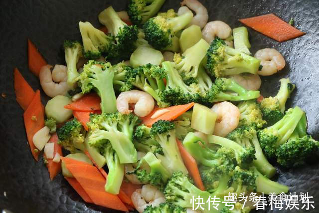 夏季|特色西兰花做法，颜值一流，口感更是优异，夏季一定要多吃