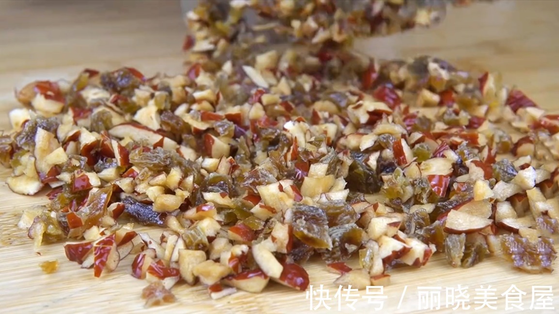 红豆|秋日进补吃红豆,92岁奶奶吃了40年,不打豆浆不熬粥,越吃越精神