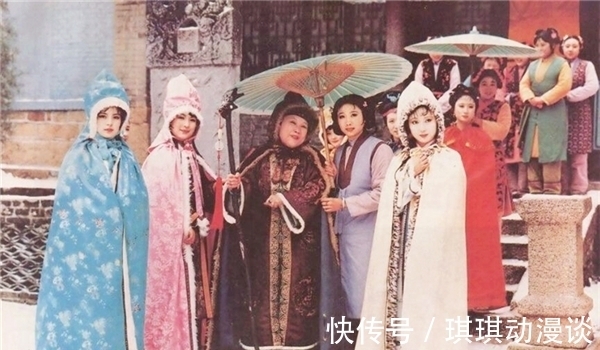 康熙@曹雪芹的家被抄时,总共有多少家产?雍正拿到清单后心都凉了半截