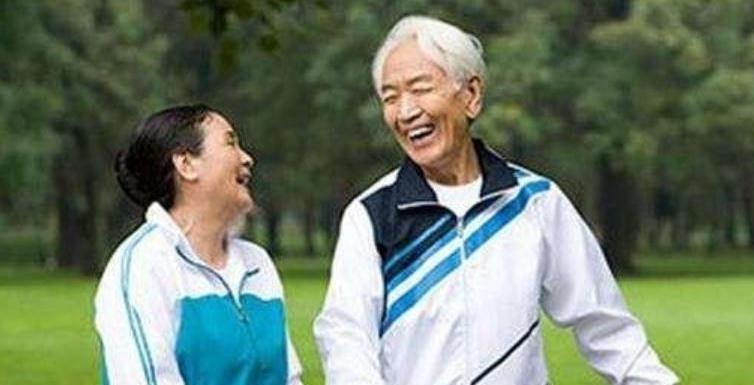 小事|有高血压的人,每天早上要做好3件小事,血压会慢慢平稳