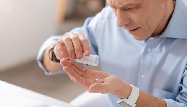 阿司匹林|为了减少阿司匹林的副作用,能不能隔天服,或是停药一段时间再服