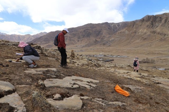 温泉|邱桑温泉发现了20万年前的脚印，专家说:古代智人曾在这里生活