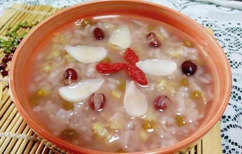 大米与此物一起煮,每天来1碗,健脾利湿、气色
