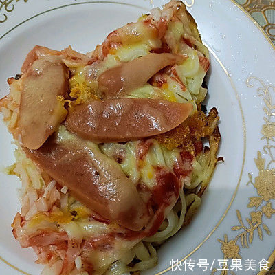 这道面条变身记-面条变披萨简单快手,超下饭