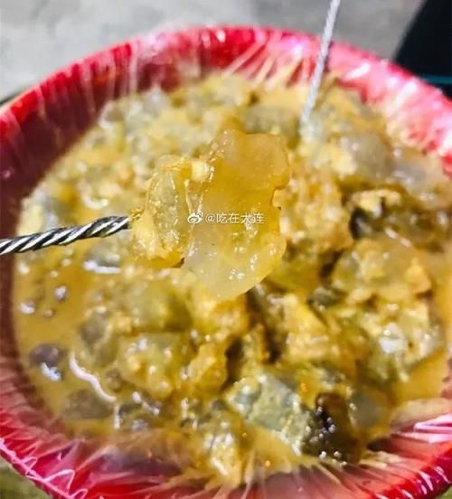 吃遍大连-街头巷尾的那些诱人的小吃，总想从头到尾再吃一遍~