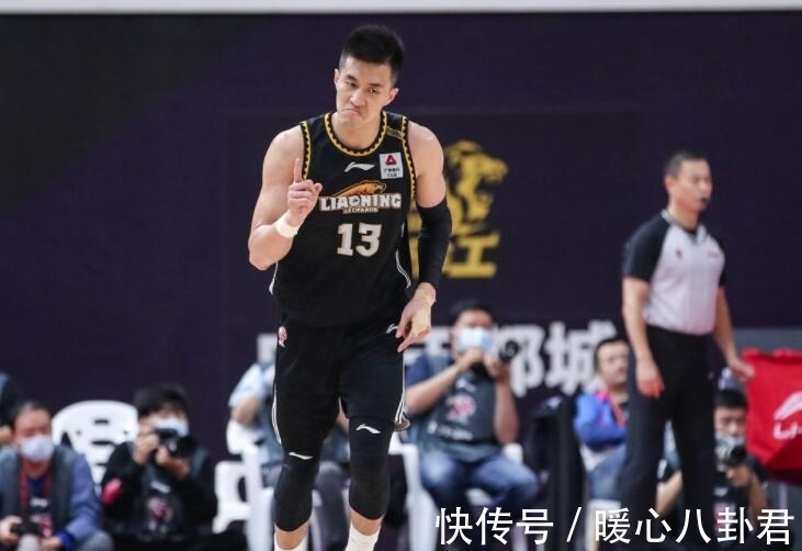 阿不都沙拉木|CBA第一阶段球员总结,阿不都加冕得分王,2米25高塔打出盖帽三双