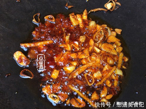 鱿鱼|同事聚餐,每人做个菜,我炒个小炒,被围观,都说看着就好好吃