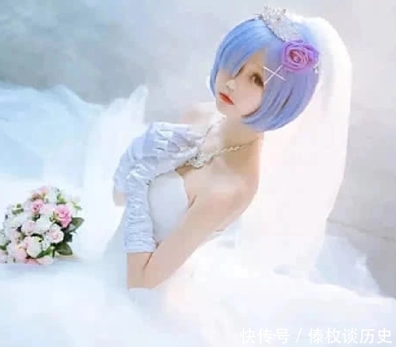 伸手|00后小姐姐cos蕾姆,伸手那一刻,网友:好想新郎是我