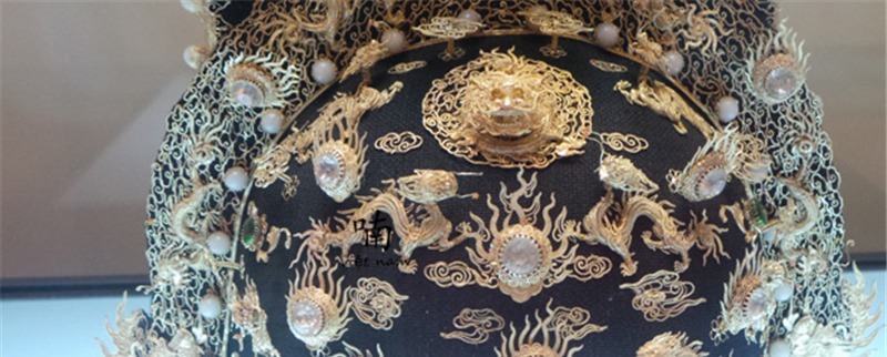 末代皇帝|实拍越南末代皇帝皇冠:装饰十分华丽的乌纱帽,称为九龙通天冠