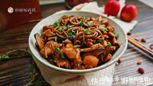 减脂|一月减重10斤,试试教练推荐的午餐,低脂低碳高蛋白,想不瘦都难