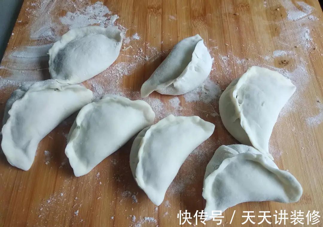 蔬菜|适合三伏天的3种包子馅，应季蔬菜一元一斤，皮薄馅大，特别香
