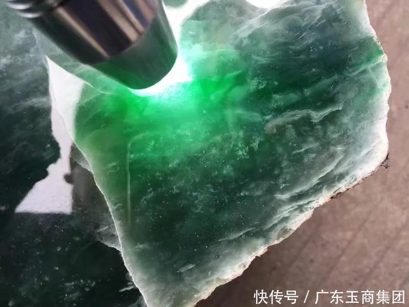 手镯|翡翠每个阶段叫什么?长什么样子?都在这里了!