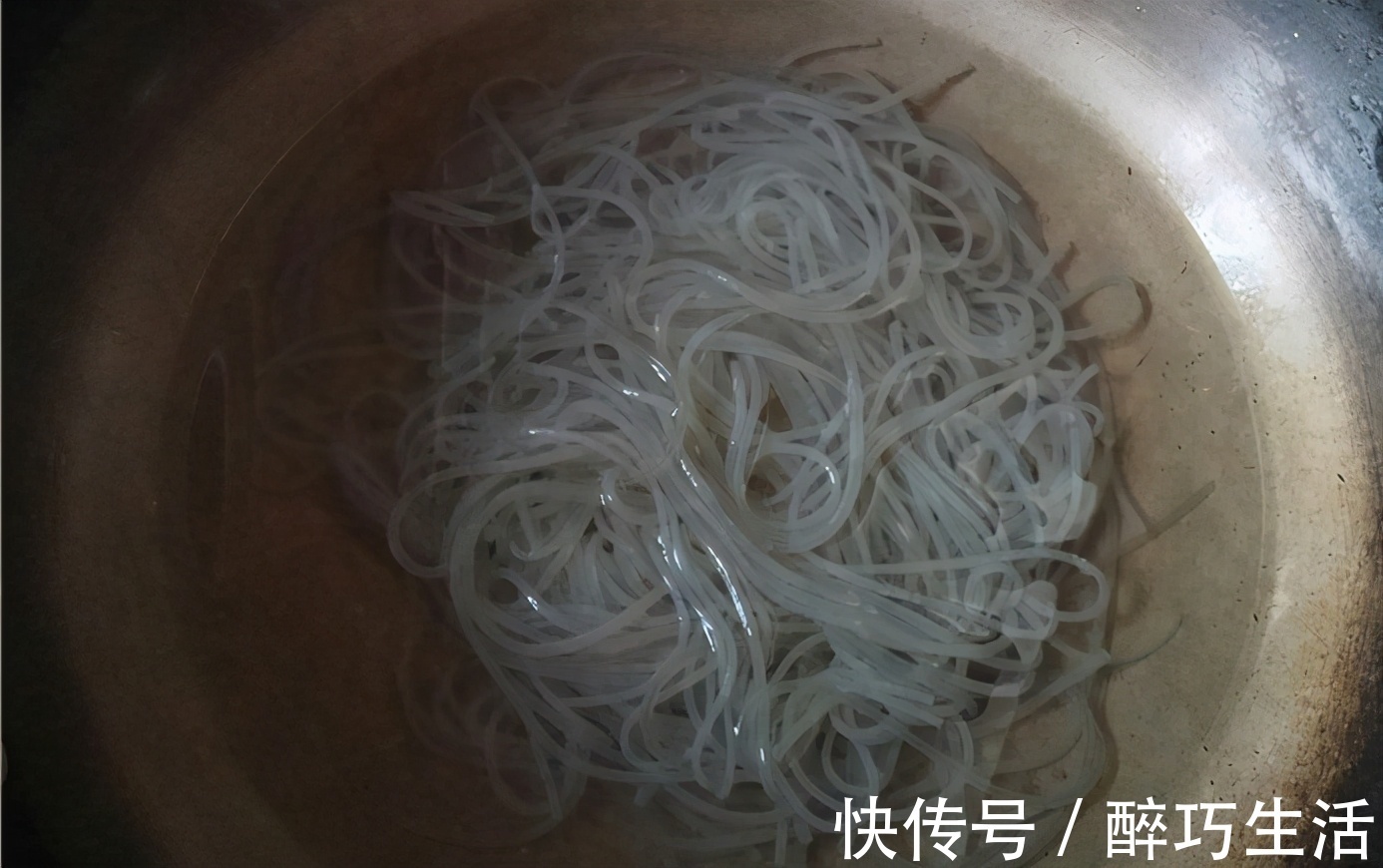 肉末|天热不想吃饭,做一道白菜炖粉条,开胃好吃,真下饭