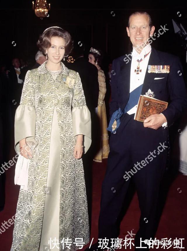 英女王唯一的女儿有这些珠宝算多还是少