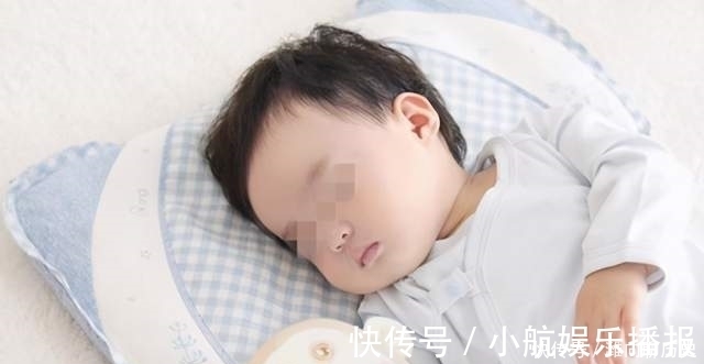 睡眠质量|孩子熟睡后总爱“满床打滚”?了解完这些原因,让孩子睡得更安稳