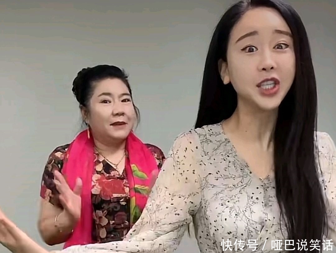 咸素媛 不容易!咸素媛夫妇做直播,婆婆卖力表演,又唱又跳,看的心酸啊