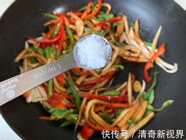 杏鲍菇|吃起来像肉不是肉,而是健康营养的素食,简单炒一下给肉也不换